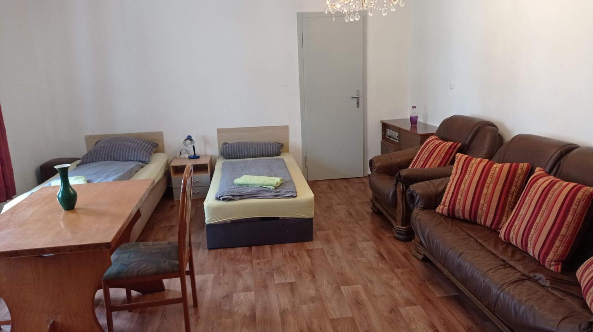 Gaestezimmer Sommer Locktow Exterior foto